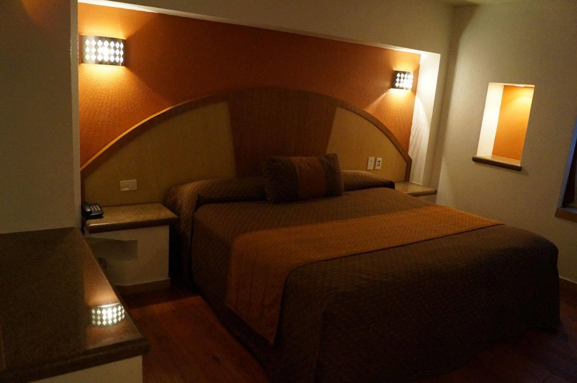 Hotel Villa De Madrid Mexico by Eksteriør bilde